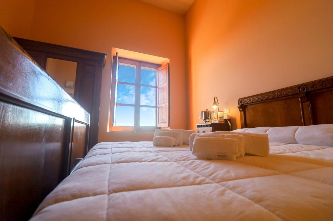 Hotel Palazzo Sant'Anna Gerace Zewnętrze zdjęcie