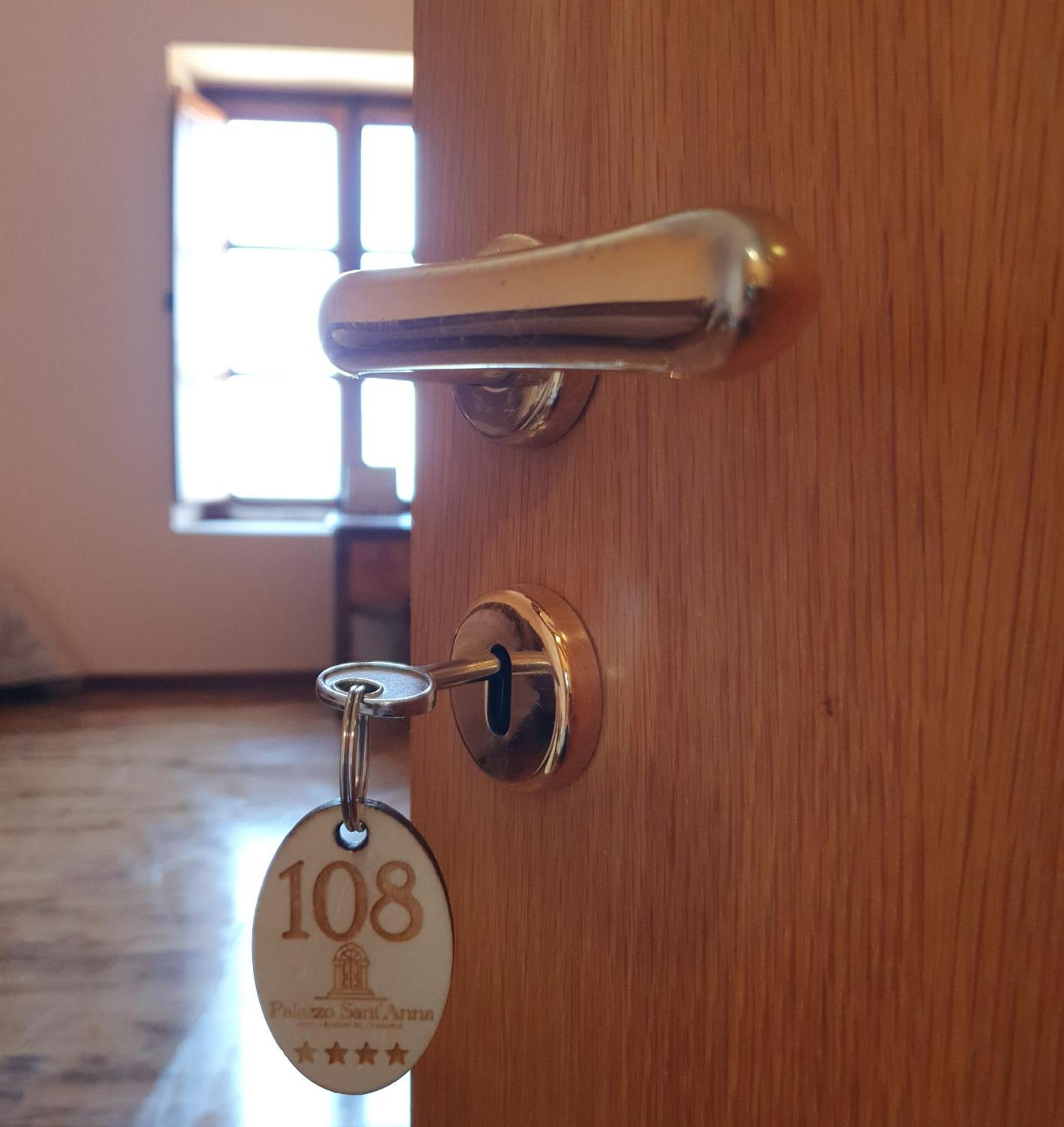 Hotel Palazzo Sant'Anna Gerace Zewnętrze zdjęcie