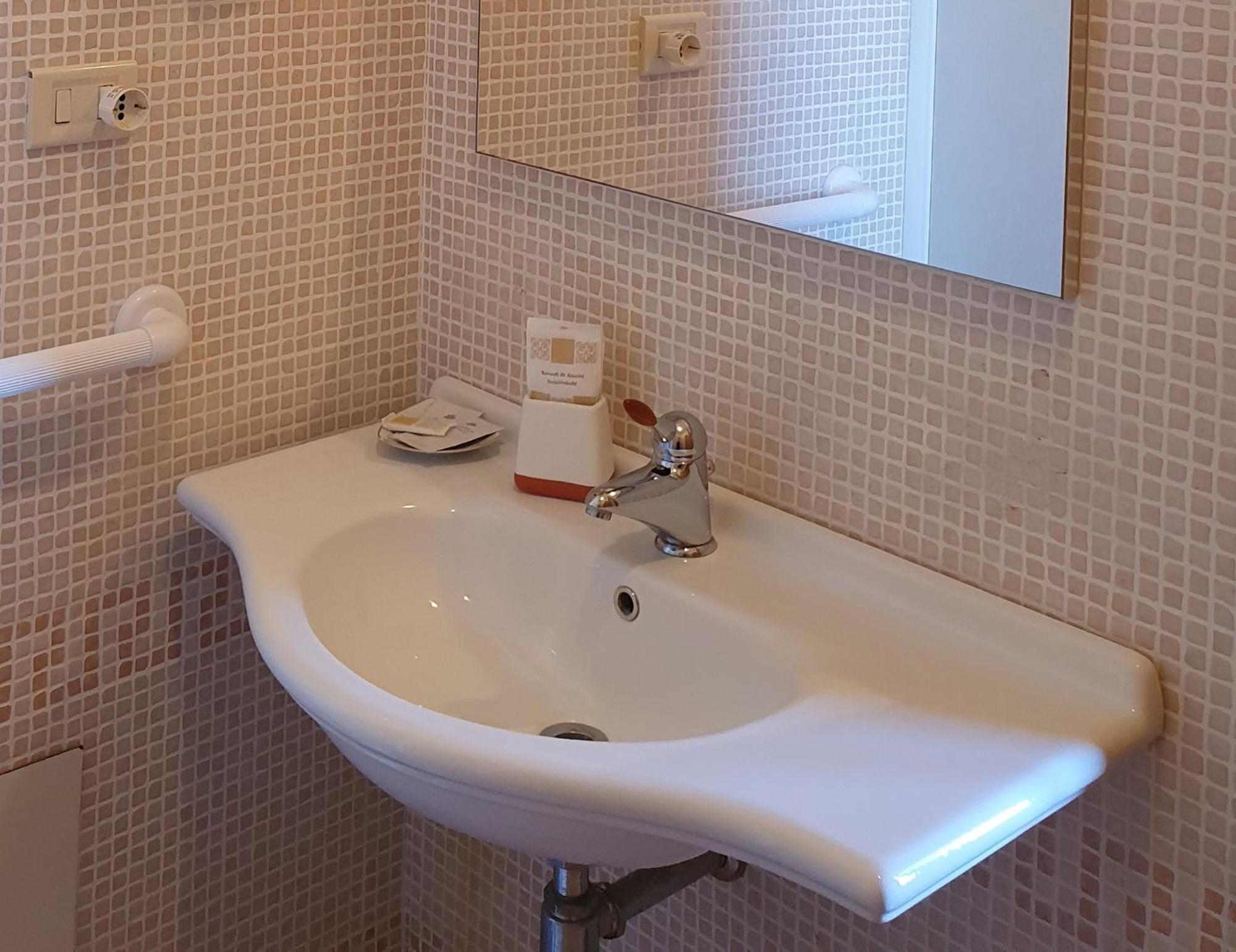 Hotel Palazzo Sant'Anna Gerace Zewnętrze zdjęcie