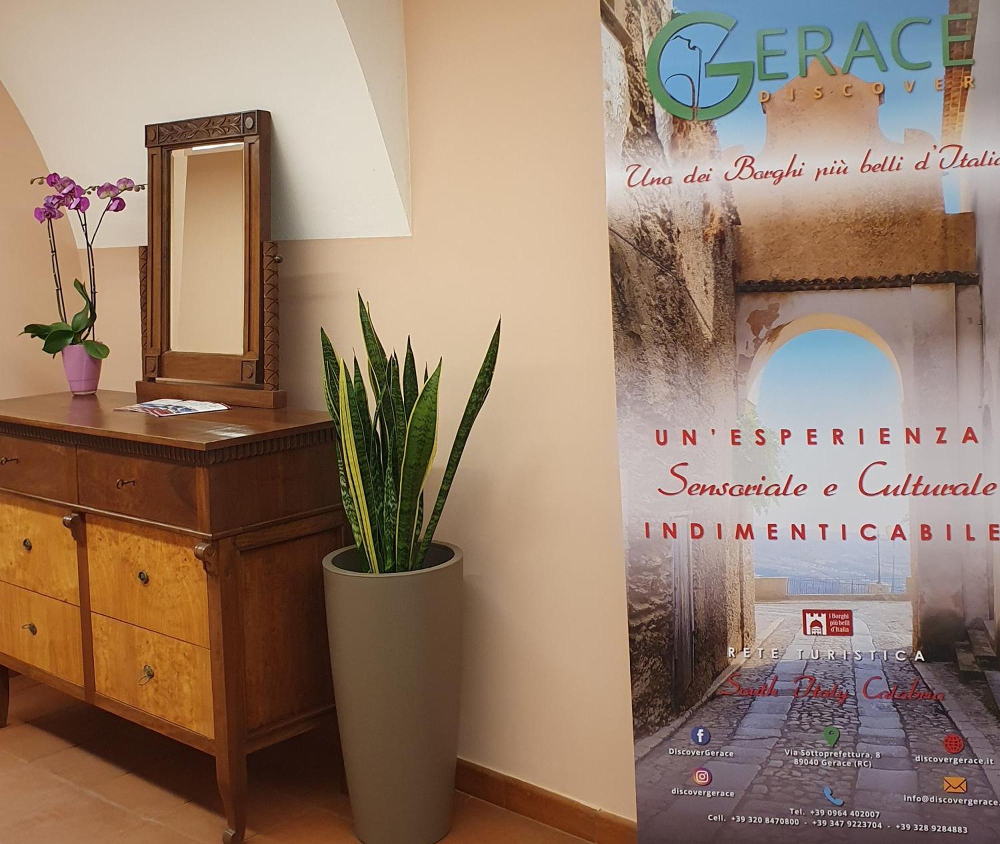 Hotel Palazzo Sant'Anna Gerace Zewnętrze zdjęcie